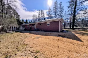 979 Greenville Hwy, Brevard, NC 28712 - Photo 25