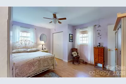 979 Greenville Highway, Brevard, NC 28712 - Photo 19