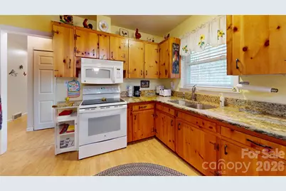 979 Greenville Highway, Brevard, NC 28712 - Photo 17