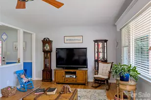 979 Greenville Hwy, Brevard, NC 28712 - Photo 9