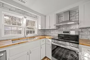 62 Mitchell St, Canton, NC 28716 - Photo 15