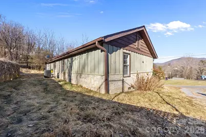 62 Mitchell Street, Canton, NC 28716 - Photo 39