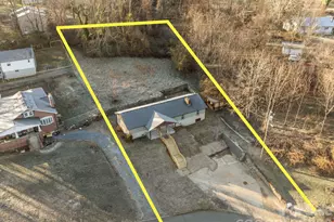 62 Mitchell St, Canton, NC 28716 - Photo 3