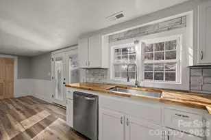 62 Mitchell St, Canton, NC 28716 - Photo 17