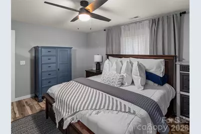 127 Walt Drive, Hendersonville, NC 28792 - Photo 17