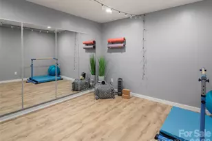 127 Walt Dr, Hendersonville, NC 28792 - Photo 25