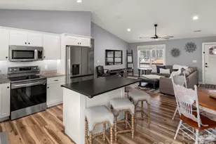 127 Walt Dr, Hendersonville, NC 28792 - Photo 11