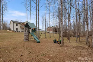 127 Walt Dr, Hendersonville, NC 28792 - Photo 29