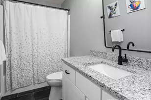 127 Walt Dr, Hendersonville, NC 28792 - Photo 21