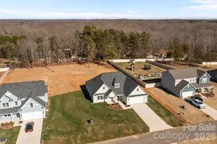 113 Brooke Forest Ct, Mooresville, NC 28115 - Photo 5