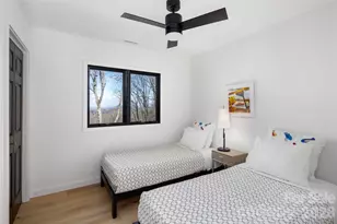 1202 Davis Mountain Rd, Hendersonville, NC 28739 - Photo 27