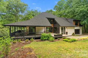 1202 Davis Mountain Rd, Hendersonville, NC 28739 - Photo 1