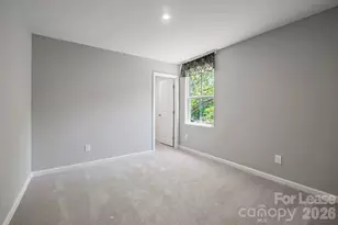 8040 Mulberry Gln Ln, Charlotte, NC 28215 - Photo 25