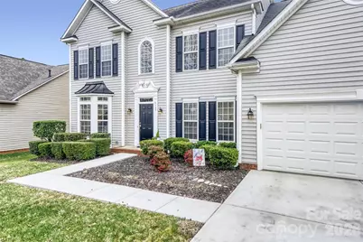 4123 Meadowview Hills Drive, Charlotte, NC 28269 - Photo 3