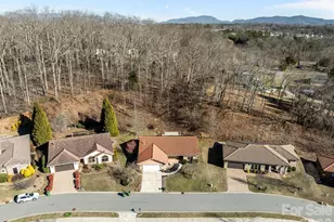 26 Ocaso Dr, Asheville, NC 28806 - Photo 13