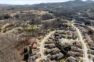 26 Ocaso Dr, Asheville, NC 28806 - Photo 43