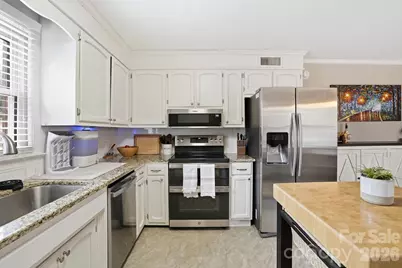 3228 Springfield Drive, Lincolnton, NC 28092 - Photo 17