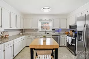 3228 Springfield Dr, Lincolnton, NC 28092 - Photo 15