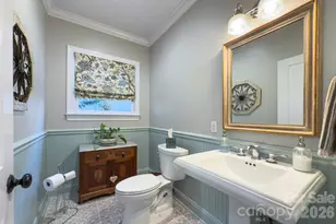 1825 Lombardy Cir, Charlotte, NC 28203 - Photo 25