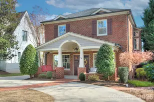 1825 Lombardy Cir, Charlotte, NC 28203 - Photo 1