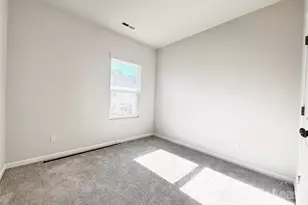 2350 Donnelly Hls Ln, Charlotte, NC 28262 - Photo 15