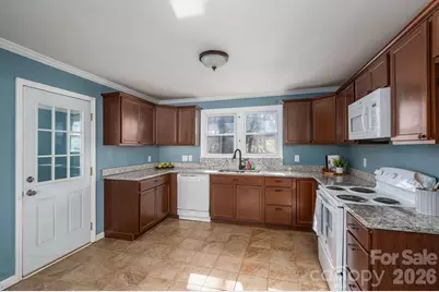 389 Carson Drive, Gastonia, NC 28052 - Photo 9