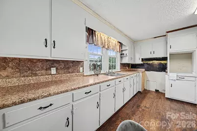 612 Old Dutch Road W, Indian Trail, NC 28079 - Photo 17