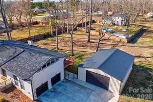 241 Howington St, Shelby, NC 28152 - Photo 5