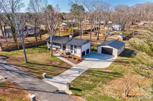 241 Howington St, Shelby, NC 28152 - Photo 3