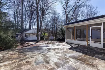 3800 Armitage Drive, Charlotte, NC 28269 - Photo 15