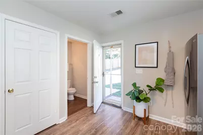 922 Berryhill Road, Charlotte, NC 28208 - Photo 7