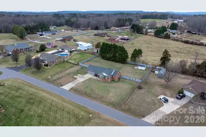 95 Chesterfield Drive, Taylorsville, NC 28681 - Photo 35