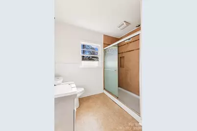 801 Fugate Avenue, Charlotte, NC 28205 - Photo 27