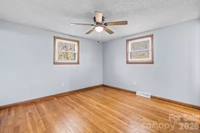 2576 Kingston Street, Newton, NC 28658 - Photo 15