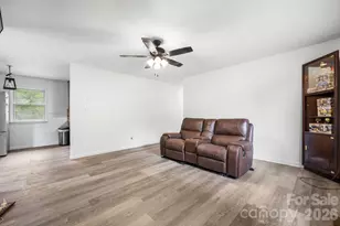 4917 Berkley St, Morganton, NC 28655 - Photo 5