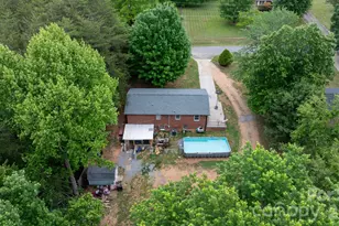 4917 Berkley St, Morganton, NC 28655 - Photo 25
