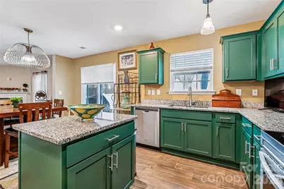 2038 Pippen Avenue, Charlotte, NC 28215 - Photo 5