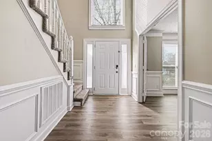 7208 Insdale Ct, Charlotte, NC 28269 - Photo 3