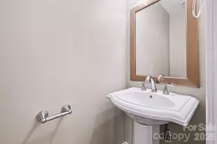 7208 Insdale Ct, Charlotte, NC 28269 - Photo 29