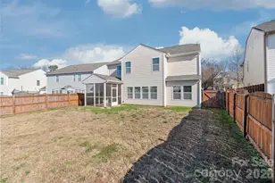 10229 Snowbell Ct, Charlotte, NC 28215 - Photo 5