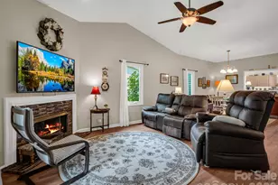 20 Country Meadows Ln, Hendersonville, NC 28792 - Photo 13