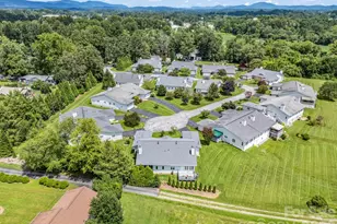 20 Country Meadows Ln, Hendersonville, NC 28792 - Photo 35