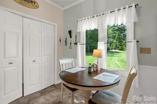 20 Country Meadows Ln, Hendersonville, NC 28792 - Photo 9