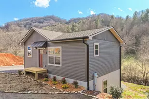 186 Travelers Point, Waynesville, NC 28785 - Photo 1