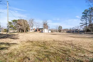 313 W Pigg St, Pageland, SC 29728 - Photo 3