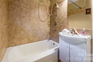 3819 Ellenwood Pl, Charlotte, NC 28217 - Photo 19