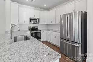 499 Shasta St, Gastonia, NC 28052 - Photo 9