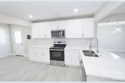 3825 Westway Drive, Charlotte, NC 28208 - Photo 9