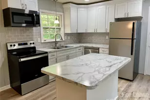 819 Markwell Dr, Matthews, NC 28105 - Photo 1