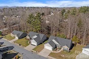 136 Grove End Rd, Fletcher, NC 28732 - Photo 25